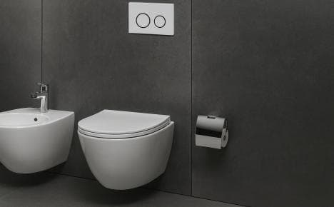 Sanitaryware and cisterns by QuarterBath
